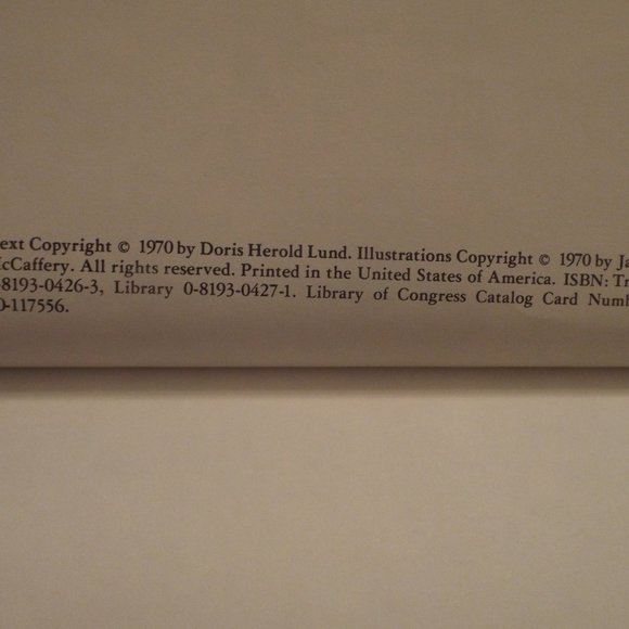 Vintage 1970 I Wonder What's Under H/C Book by Doris Herold Lund - Picture 2 of 4